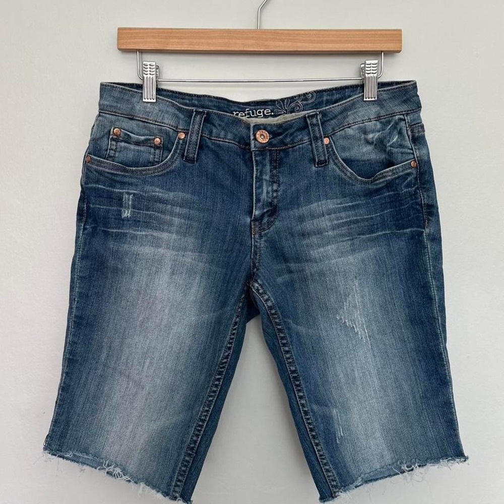 Refuge distressed jorts